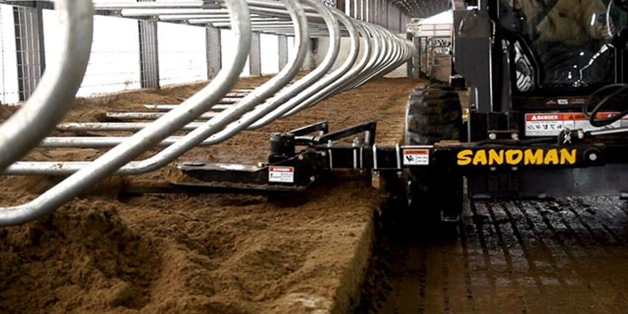 Bedding Extractor Superior Attachments Inc.